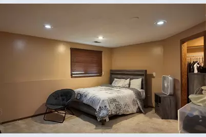 7040 71st Avenue N, Brooklyn Park, MN 55428 - Photo 7
