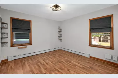 684 Bidwell Street, Saint Paul, MN 55107 - Photo 13
