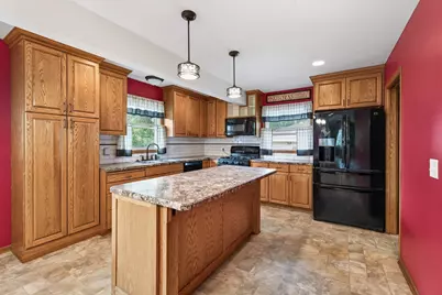 4422 Madison Street NE, Columbia Heights, MN 55421 - Photo 3