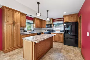 4422 Madison St NE, Columbia Heights, MN 55421 - Photo 3