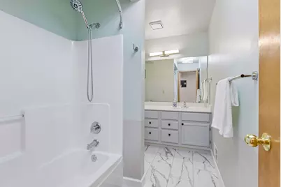 236 6th Street NE, Minneapolis, MN 55413 - Photo 15
