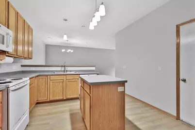 750 Maple Hills Drive #B, Maplewood, MN 55117 - Photo 19