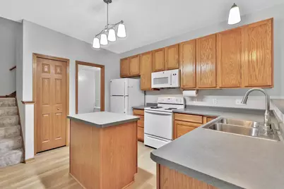 750 Maple Hills Drive #B, Maplewood, MN 55117 - Photo 13