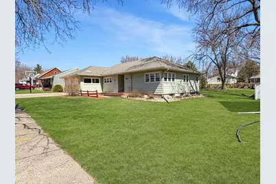 841 Redwood Drive, Fairmont, MN 56031 - Photo 11