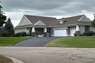 9779 Wedgewood Cir, Woodbury, MN 55125 - Photo 3