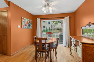 2551 Bedford Ct, Mendota Heights, MN 55120 - Photo 5