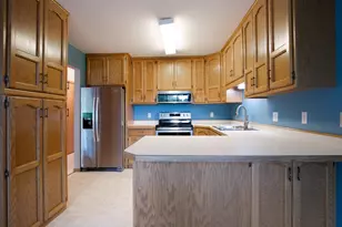 2733 26th St Cir S, Moorhead, MN 56560 - Photo 7