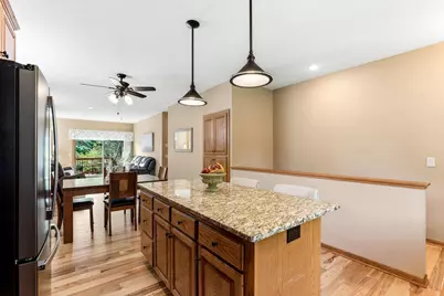 2061 Cardinal Glen, North Saint Paul, MN 55109 - Photo 11