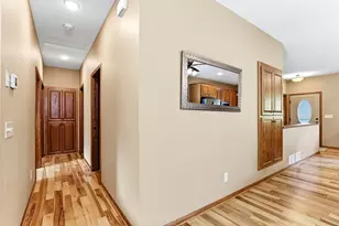 2061 Cardinal Glen, North Saint Paul, MN 55109 - Photo 15