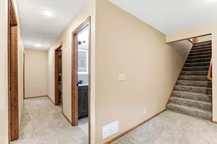 2061 Cardinal Glen, North Saint Paul, MN 55109 - Photo 25