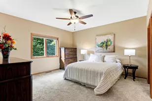 2061 Cardinal Glen, North Saint Paul, MN 55109 - Photo 15