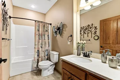 2061 Cardinal Glen Road, North Saint Paul, MN 55109 - Photo 21