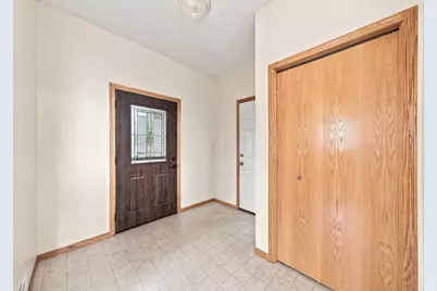 1379 Landings Lane, Watertown, MN 55388 - Photo 5