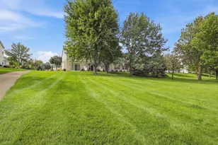 789 Providence Dr, Shakopee, MN 55379 - Photo 25