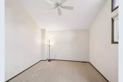 1748 McKnight Road N #24, Maplewood, MN 55109 - Photo 19