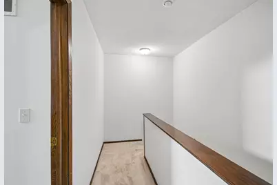 1748 McKnight Road N #24, Maplewood, MN 55109 - Photo 15