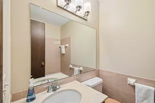 1748 McKnight Rd N, Maplewood, MN 55109 - Photo 25