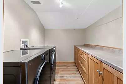 2584 S Shore Boulevard, White Bear Township, MN 55110 - Photo 23