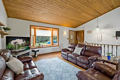 17222 Deerwood Lane, Jordan, MN 55352 - Photo 5