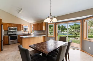 18854 Dupont Way, Farmington, MN 55024 - Photo 3