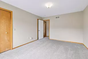 15329 Greenhaven Ln, Burnsville, MN 55306 - Photo 23