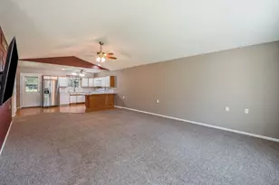 122 Oxford Path, Mankato, MN 56001 - Photo 3