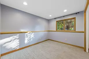 951 Redwing Ct, Chanhassen, MN 55317 - Photo 33