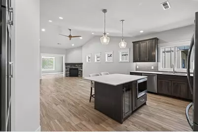 1092 Legend Lane, River Falls, WI 54022 - Photo 5