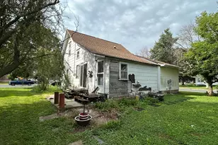 140 2nd St NW, Blooming Prairie, MN 55917 - Photo 25