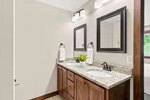 7801 Ava Trl, Inver Grove Heights, MN 55077 - Photo 17