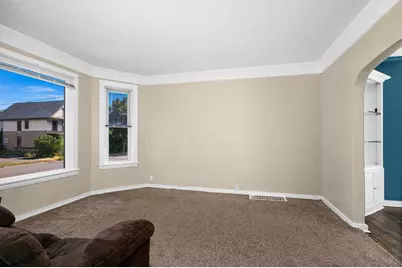 125 N 28th Avenue W, Duluth, MN 55806 - Photo 7