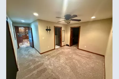 201 12th Avenue NW, Pipestone, MN 56164 - Photo 3