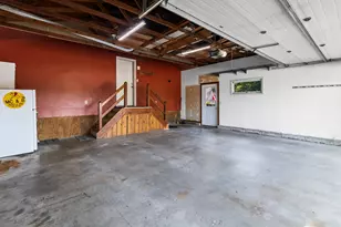 201 12th Ave NW, Pipestone, MN 56164 - Photo 47