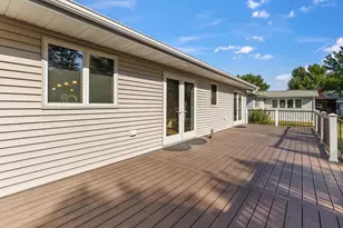201 12th Ave NW, Pipestone, MN 56164 - Photo 7