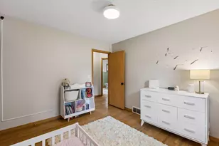 2820 W 91st St, Bloomington, MN 55431 - Photo 25