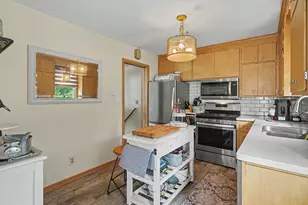 452 Howard St N, Saint Paul, MN 55119 - Photo 9