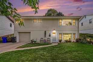 452 Howard St N, Saint Paul, MN 55119 - Photo 29