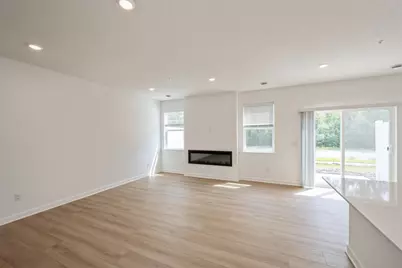 10548 Harbor Lane N, Maple Grove, MN 55369 - Photo 7