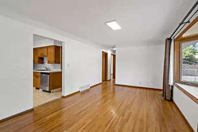 407 12th Avenue S, South Saint Paul, MN 55075 - Photo 7