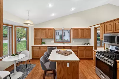 4975 Lincoln Drive, Edina, MN 55436 - Photo 3