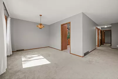 801 E 102nd Street, Bloomington, MN 55420 - Photo 9