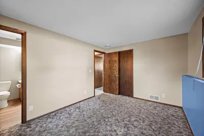 801 E 102nd Street, Bloomington, MN 55420 - Photo 31