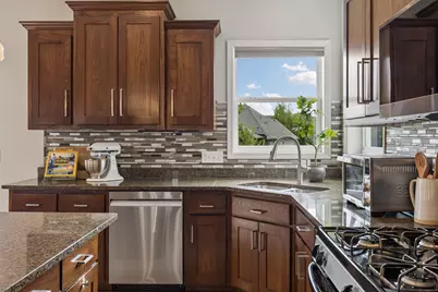 2735 Fieldstone Drive, Victoria, MN 55386 - Photo 17