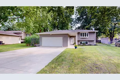 1605 Canary Drive, Albert Lea, MN 56007 - Photo 1