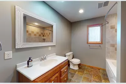 1605 Canary Drive, Albert Lea, MN 56007 - Photo 9