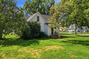 204 E 12th St, Blue Earth, MN 56013 - Photo 27
