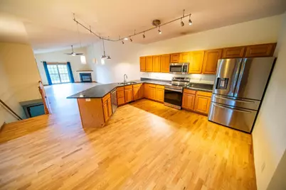 2862 Century Ct NE, Rochester, MN 55906 - Photo 5
