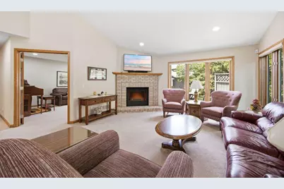 1264 Silverthorn Drive, Shoreview, MN 55126 - Photo 3