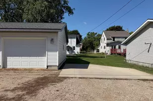 603 13th St S, Benson, MN 56215 - Photo 9