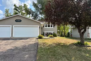 7101 Upper 17th St N, Oakdale, MN 55128 - Photo 1